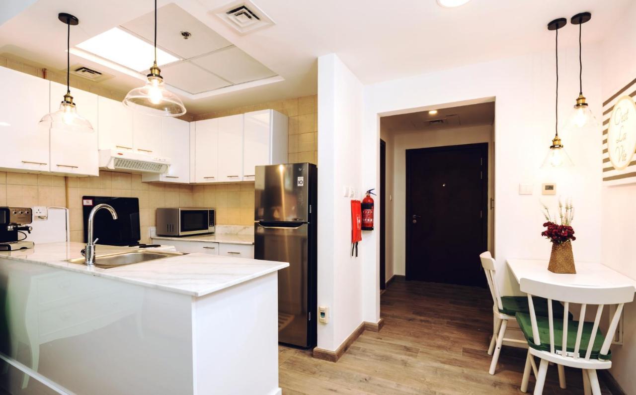 Near Burj Khalifa, Downtown - Burj Al Nujoom Apartman Dubaj Kültér fotó